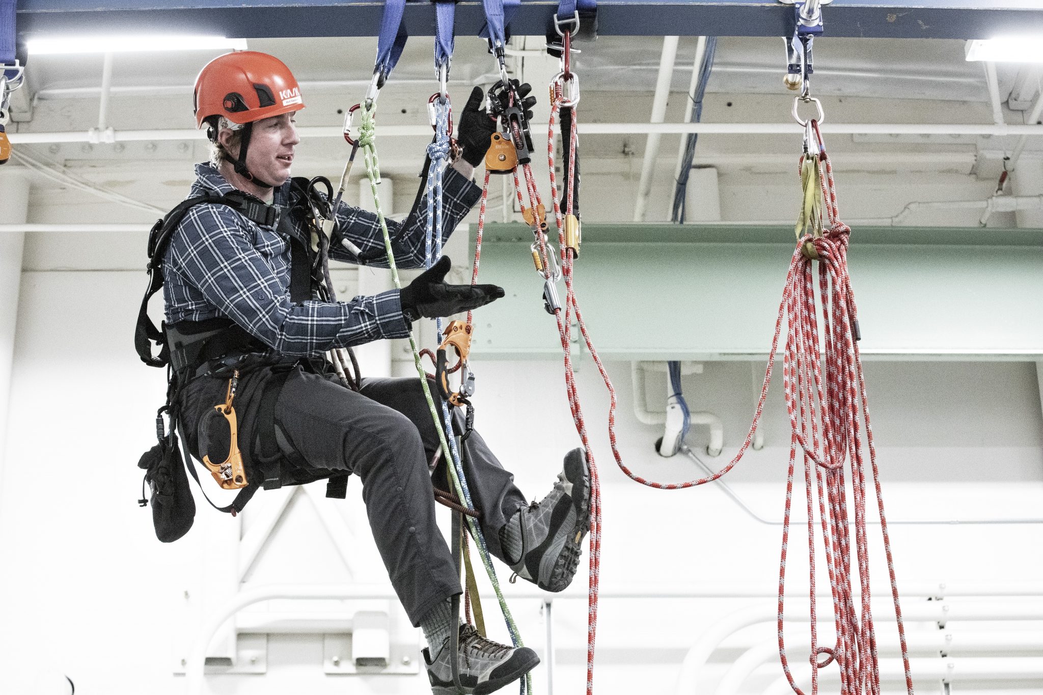 Rope Access Technicians Face New Challenges Like COVID19 CMC PRO